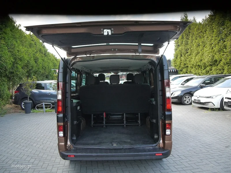 Opel Vivaro 15