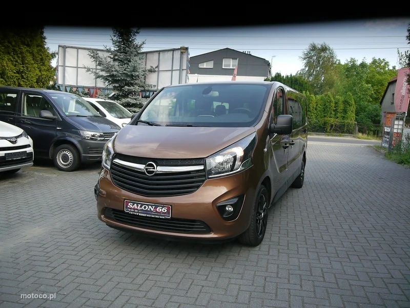 Opel Vivaro 4