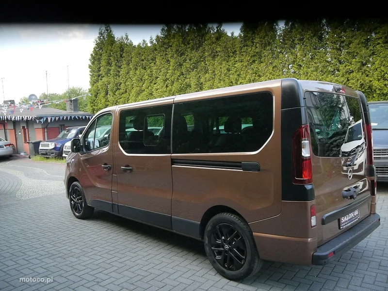Opel Vivaro 6