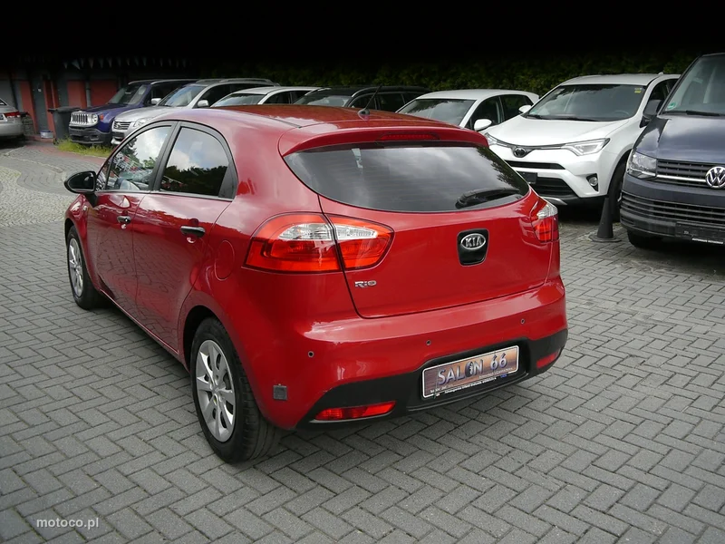 Kia Rio 6