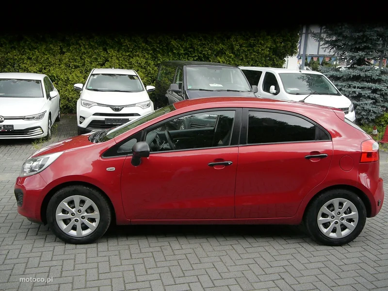Kia Rio 10