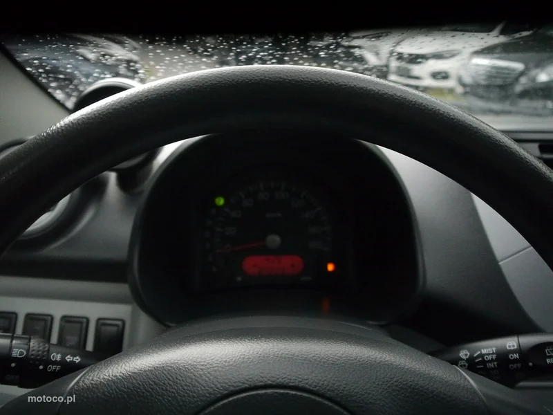 Suzuki Alto 21