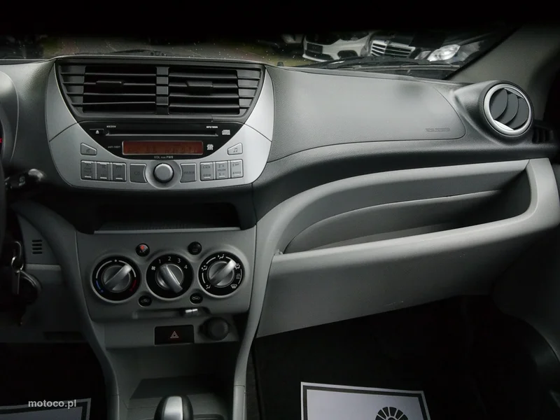 Suzuki Alto 23