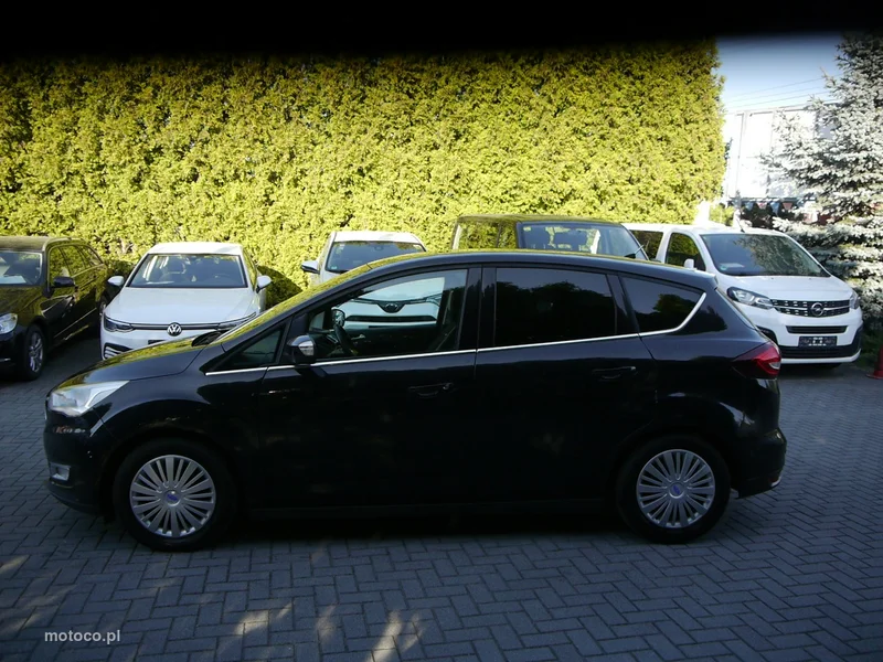 Ford C-Max II 10