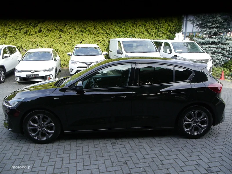 Ford Focus IV 11