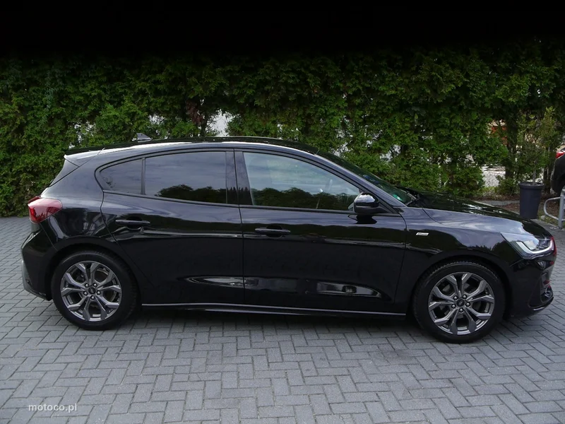 Ford Focus IV 12