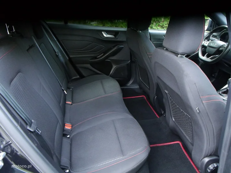 Ford Focus IV 38