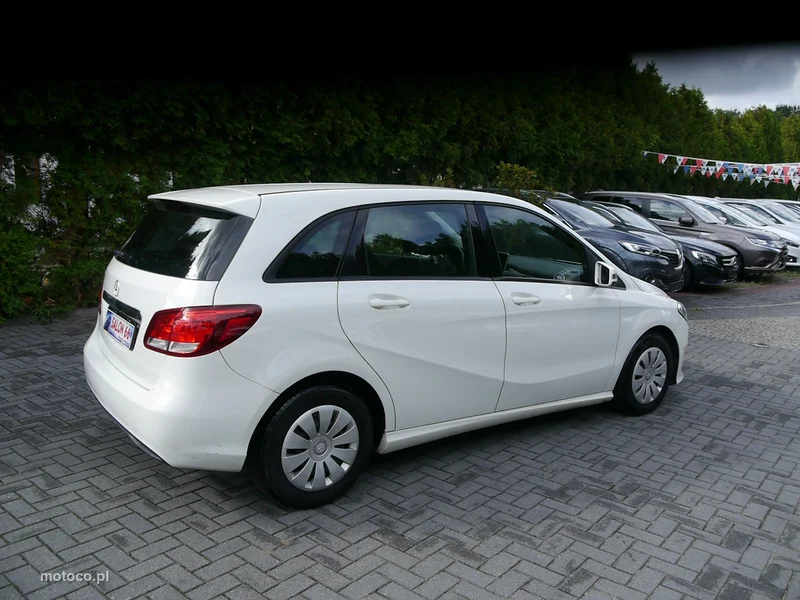 Mercedes-Benz Klasa B W246 B 180 15