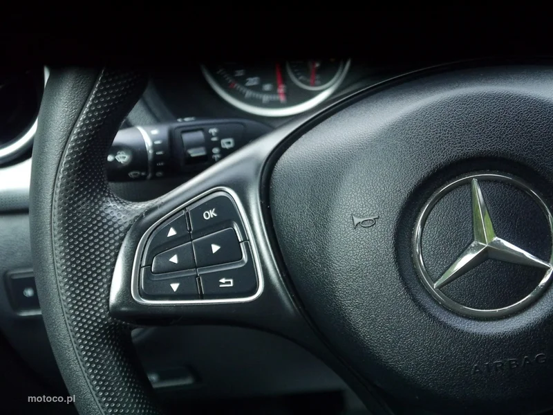 Mercedes-Benz Klasa B W246 B 180 29