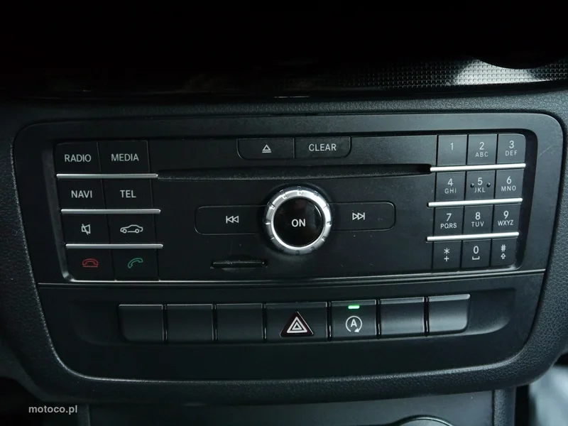 Mercedes-Benz Klasa B W246 B 180 32