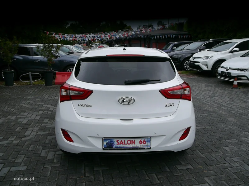 Hyundai i30 16