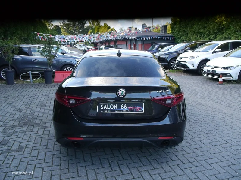 Alfa Romeo Giulia 16