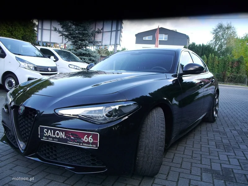 Alfa Romeo Giulia 8