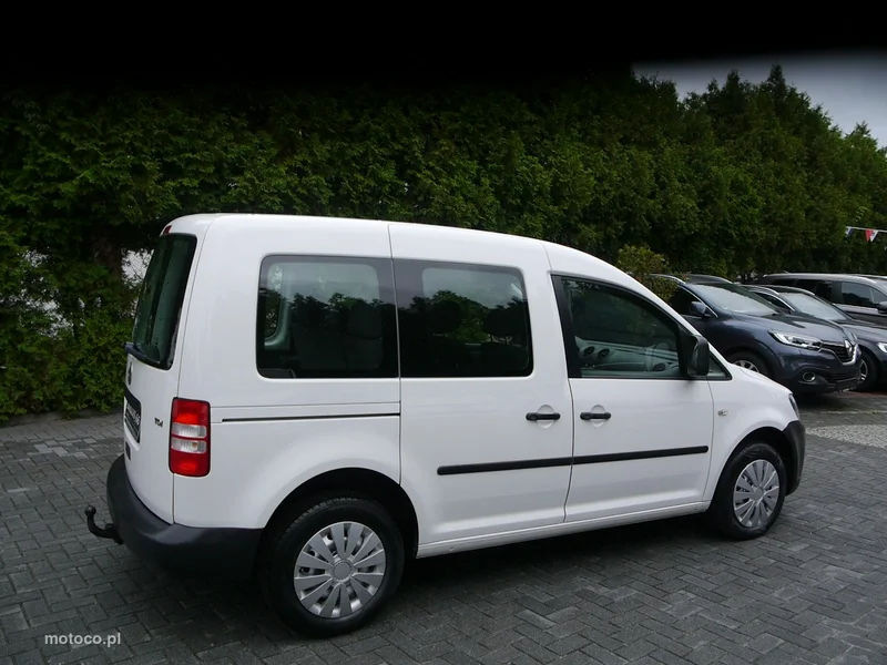 Volkswagen Caddy III 12