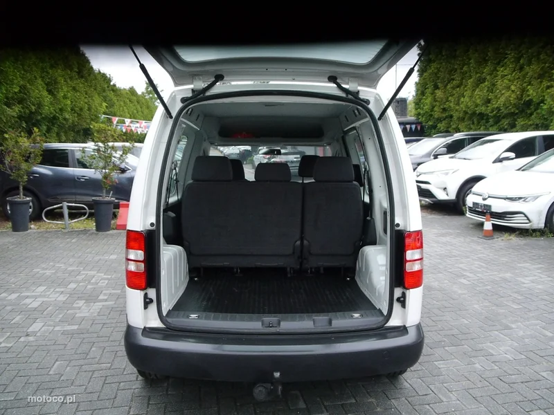 Volkswagen Caddy III 17