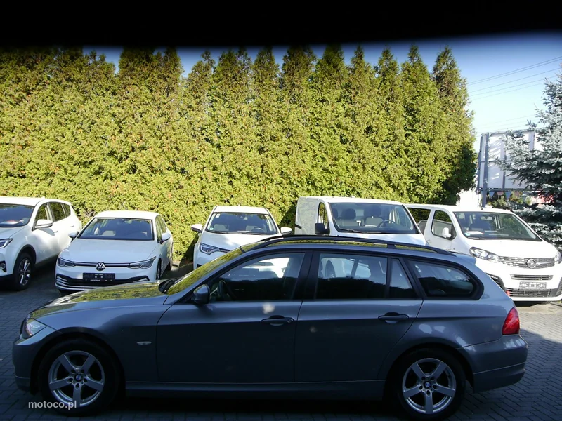 BMW Seria 3 E90 318 11