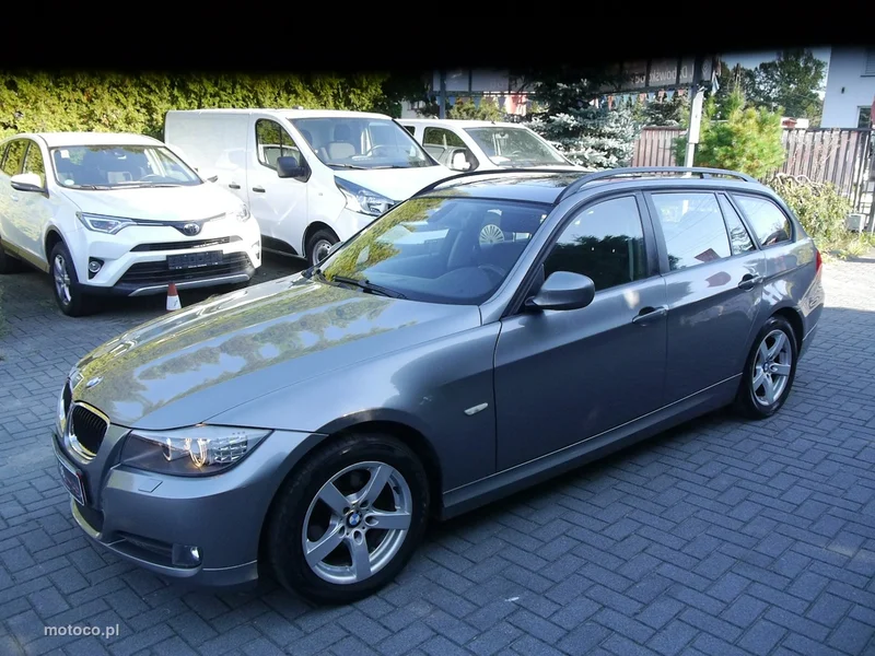 BMW Seria 3 E90 318 13