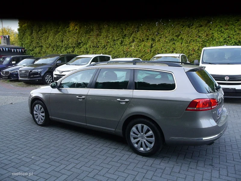 Volkswagen Passat Variant B7 15