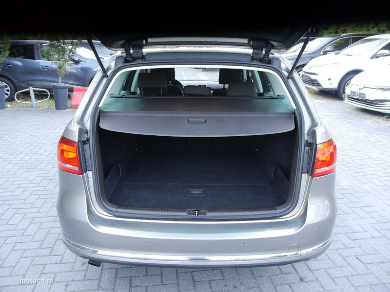 Volkswagen Passat Variant B7 17