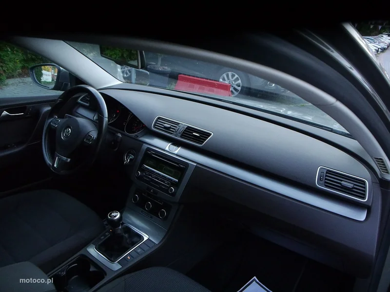Volkswagen Passat Variant B7 27