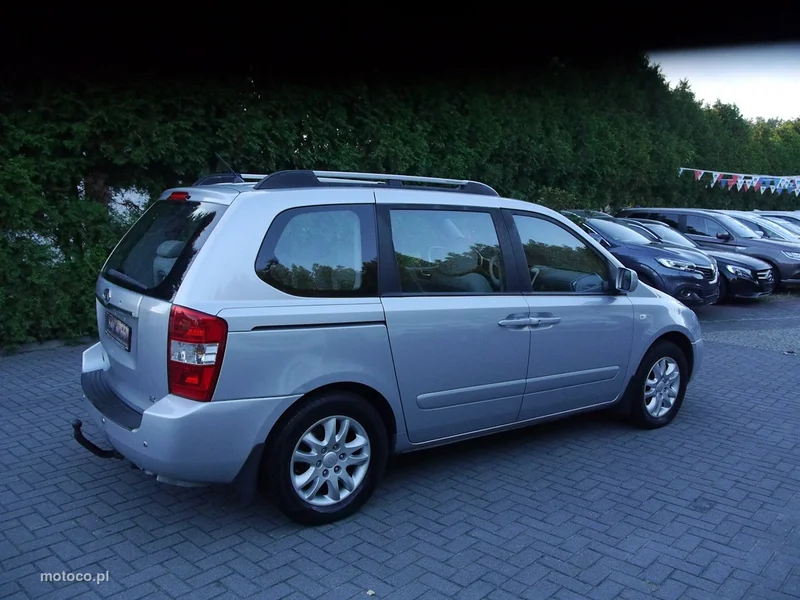 Kia Carnival 12