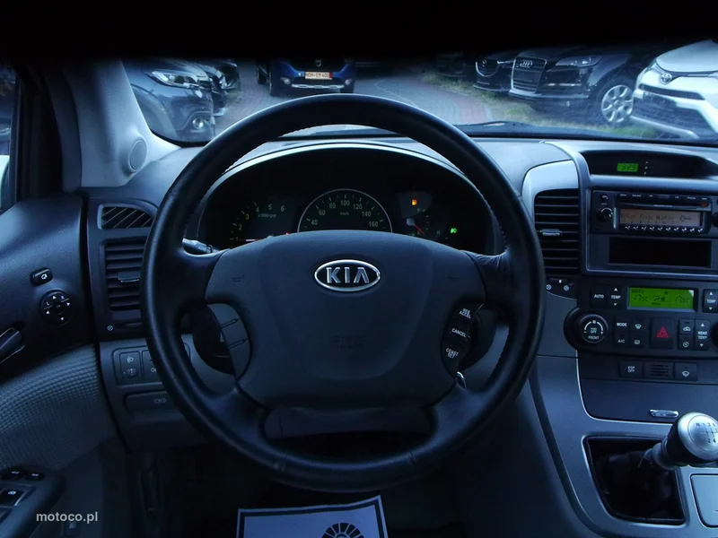 Kia Carnival 18