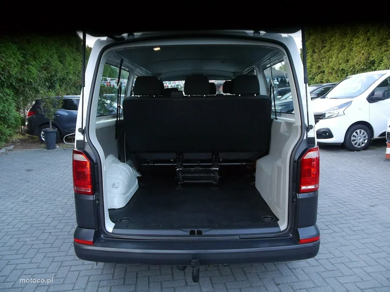 Volkswagen Transporter 18