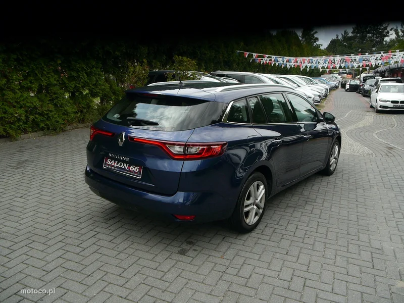 Renault Megane IV 5