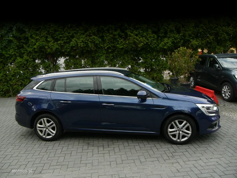 Renault Megane IV 10