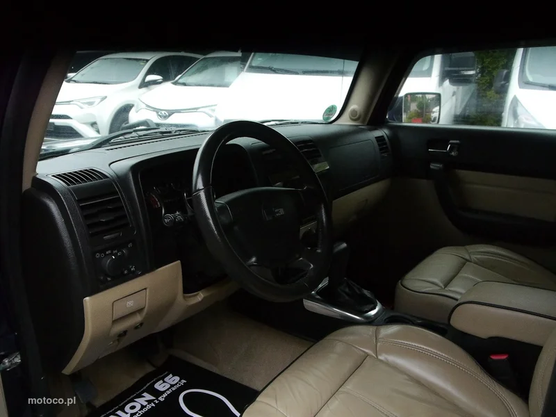 Hummer H3 26