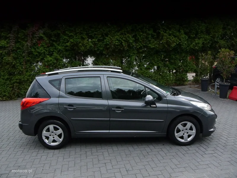 Peugeot 207 SW 11
