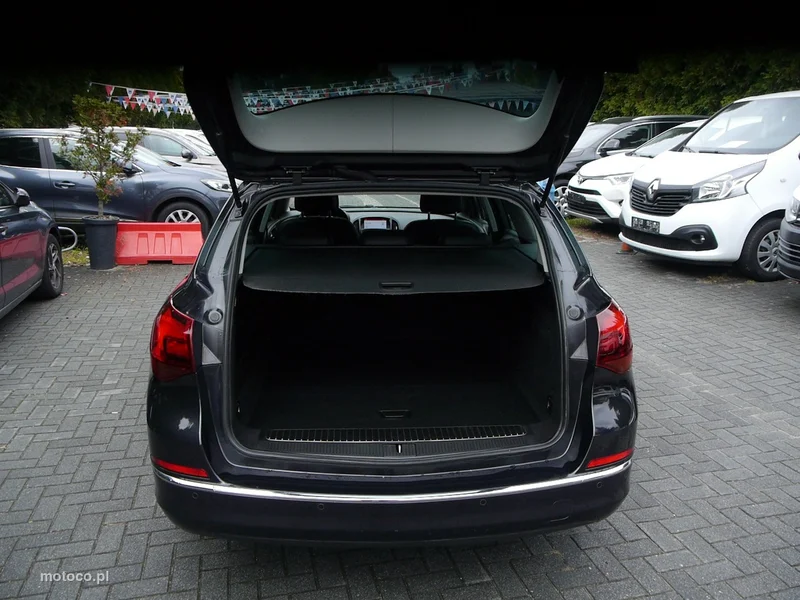 Opel Astra J 18