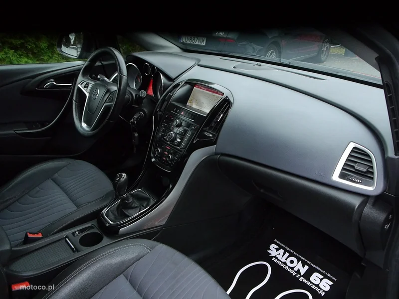 Opel Astra J 27