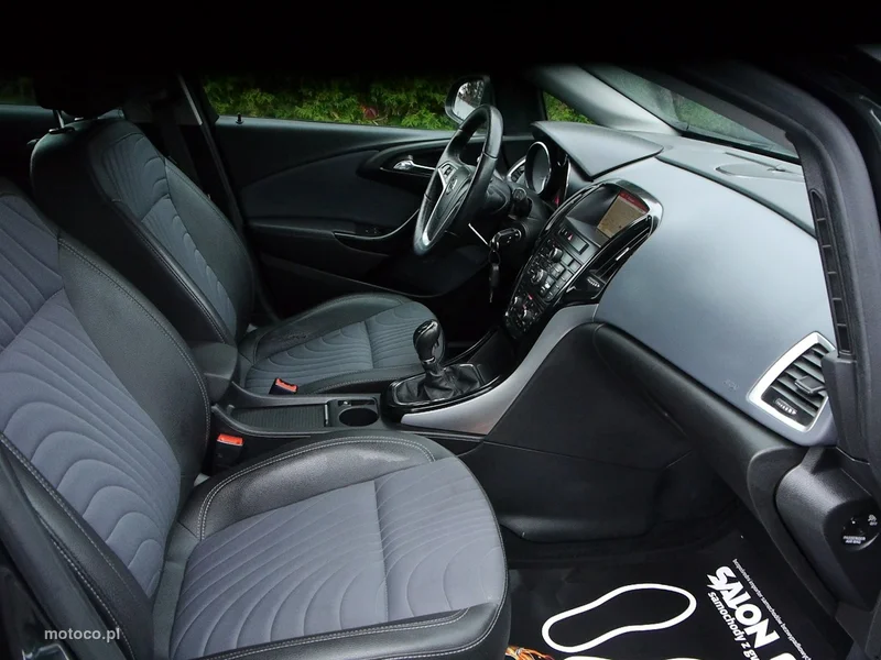 Opel Astra J 29