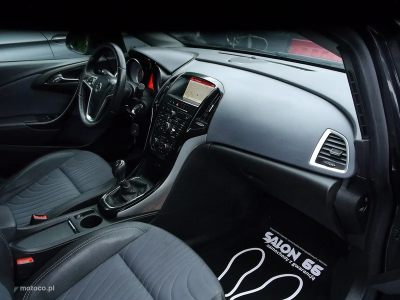 Opel Astra J 35