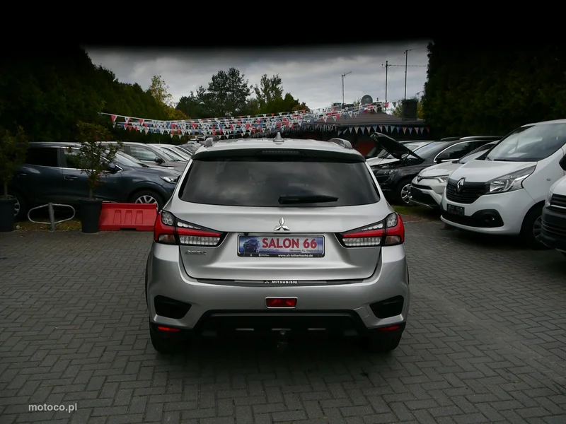 Mitsubishi ASX 16
