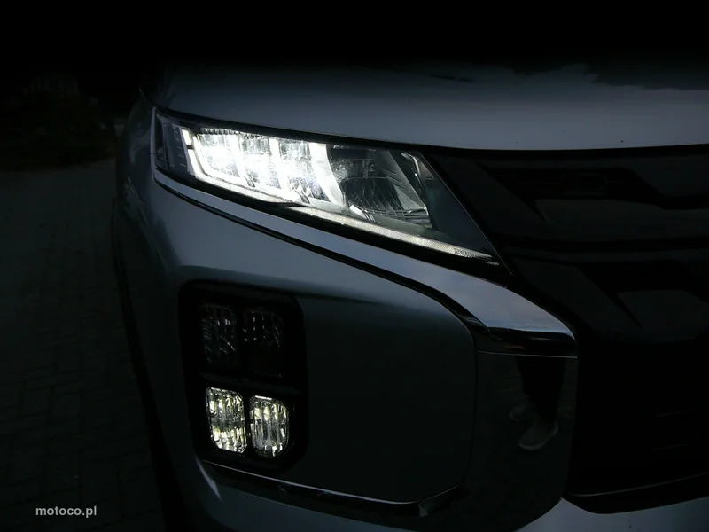 Mitsubishi ASX 41