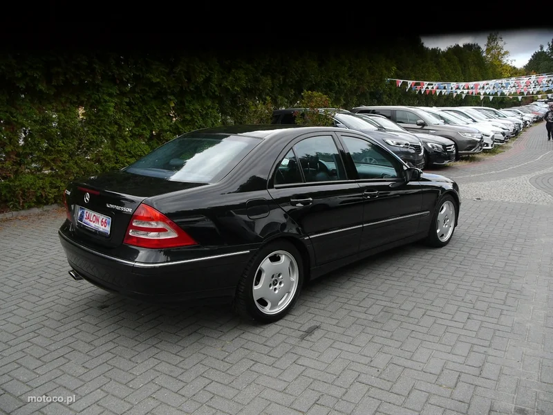Mercedes-Benz Klasa C W203 C 200 14