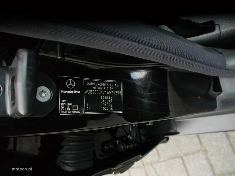 Mercedes-Benz Klasa C W203 C 200 18