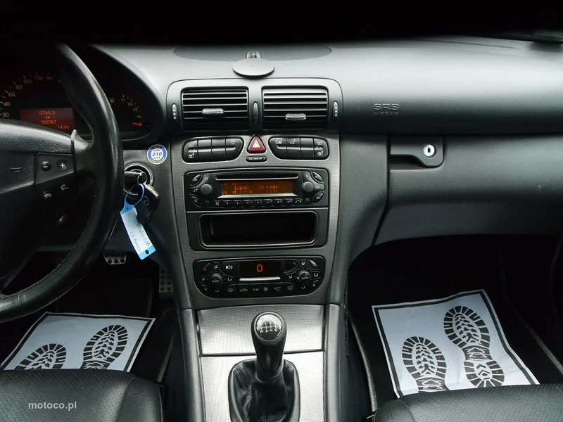 Mercedes-Benz Klasa C W203 C 200 22