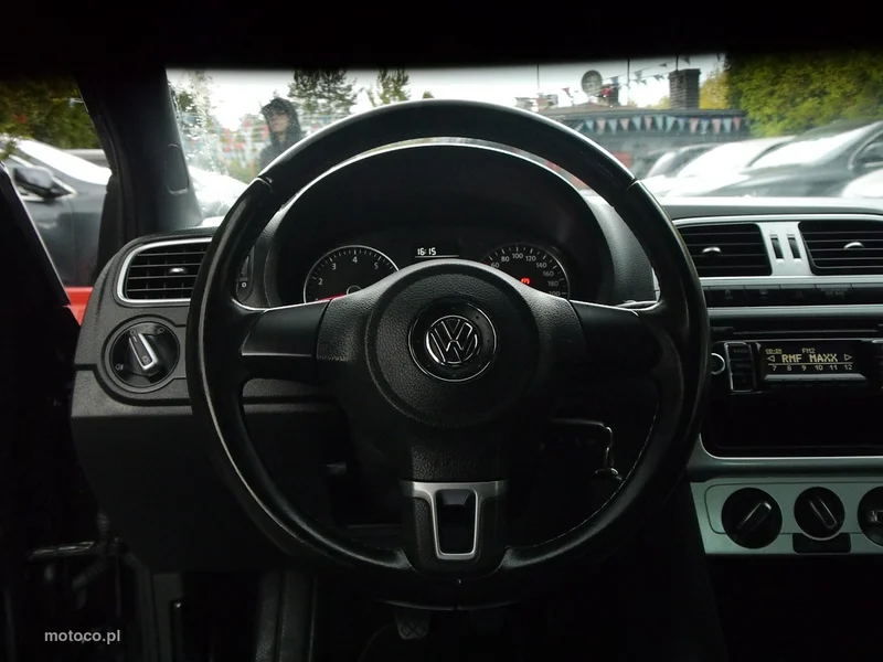 Volkswagen Polo V 6R 21