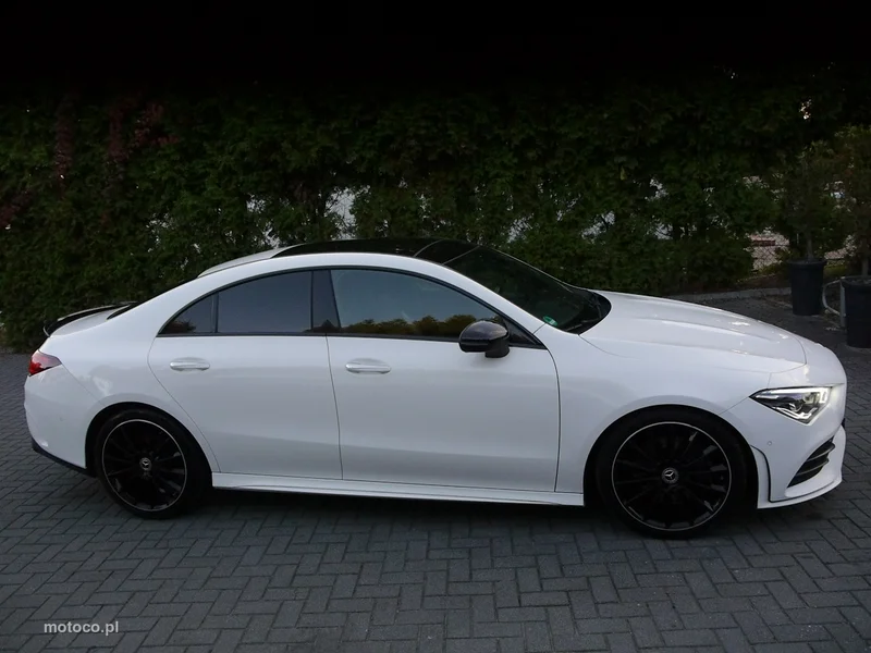 Mercedes-Benz CLA C118 200 11