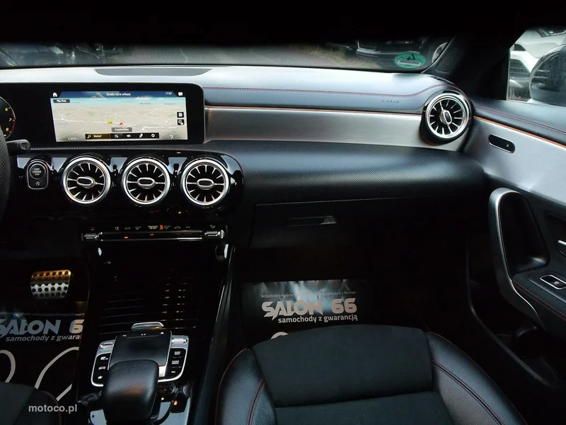 Mercedes-Benz CLA C118 200 24