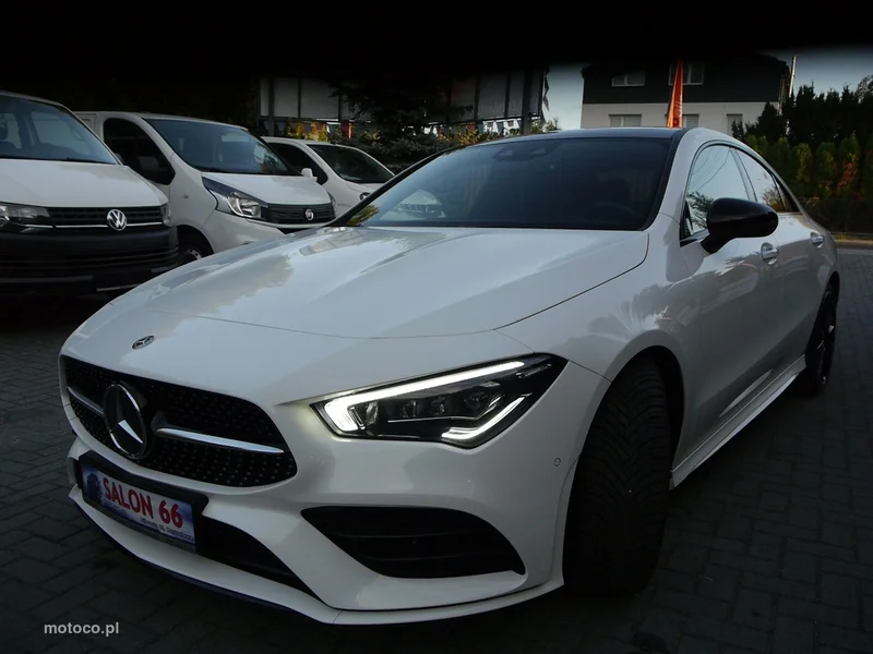 Mercedes-Benz CLA C118 200 8