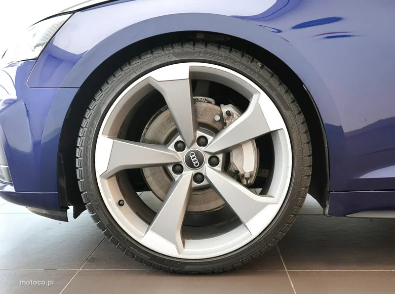 Audi A5 F5 7