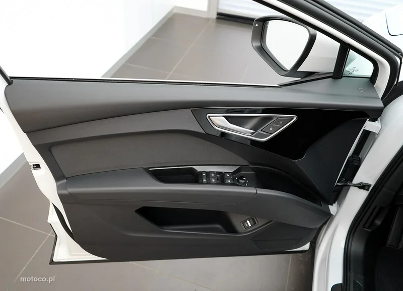 Audi Q4 11