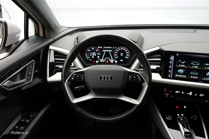 Audi Q4 20