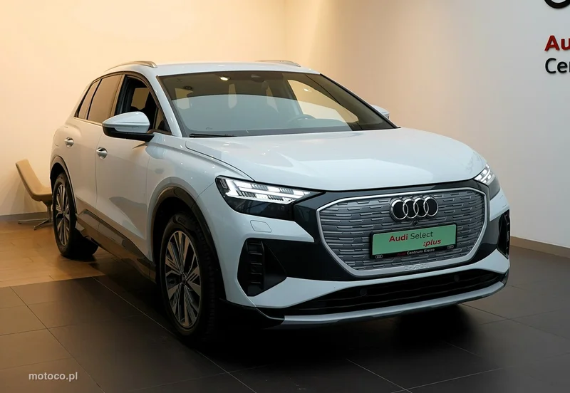 Audi Q4 5