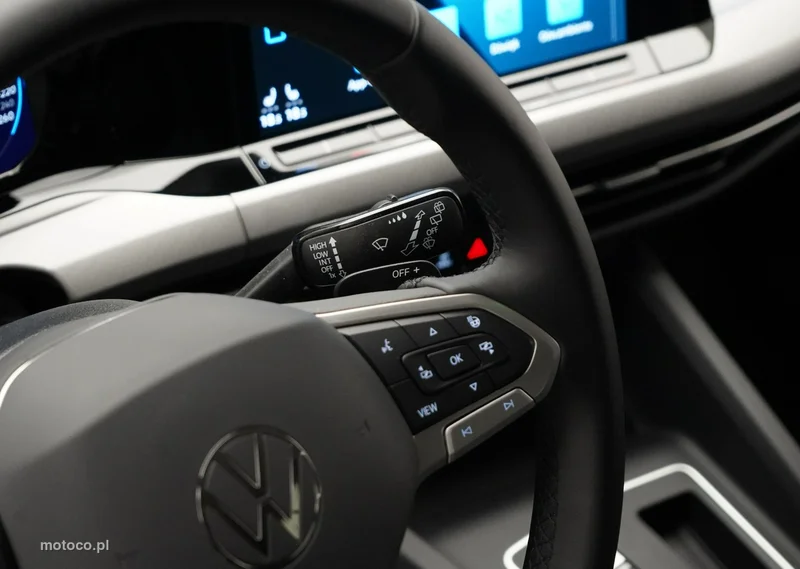 Volkswagen Golf VIII 17