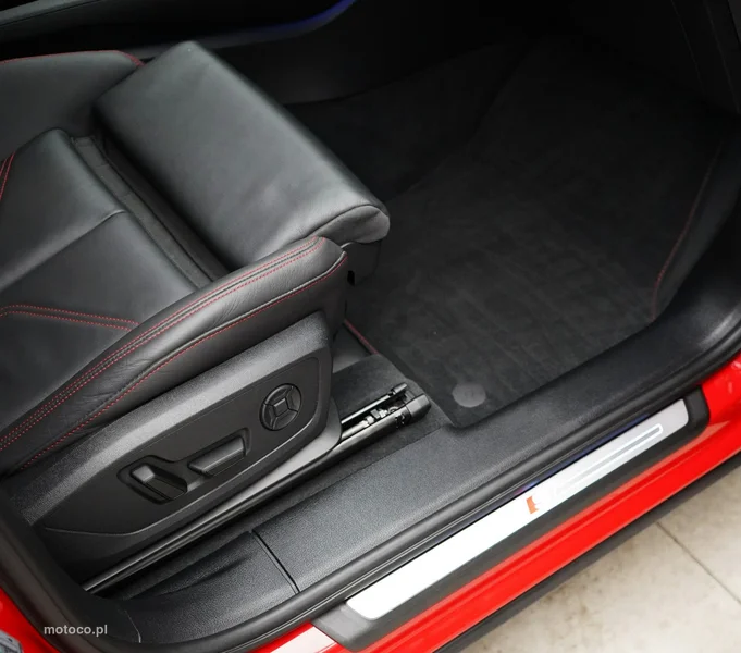 Audi Q3 F3 21
